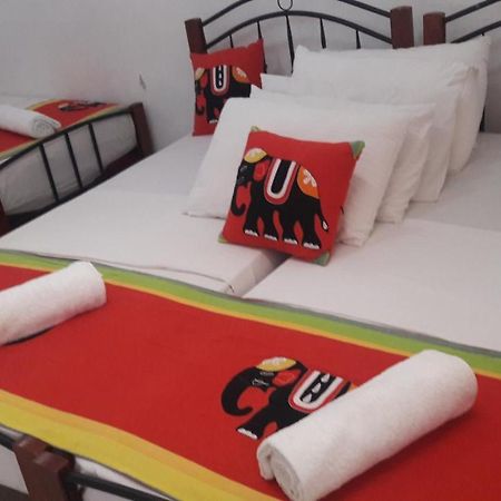 Charlton Kandy City Rest Dış mekan fotoğraf